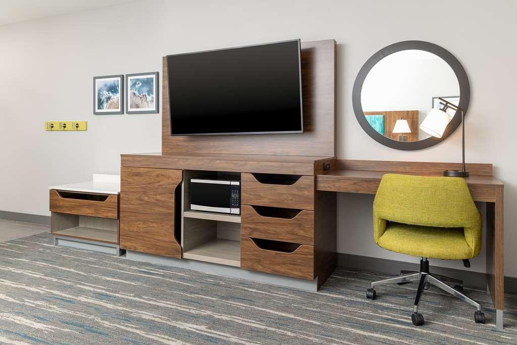 Hampton Inn & Suites Santa Rosa Sonoma Wine Country Room photo