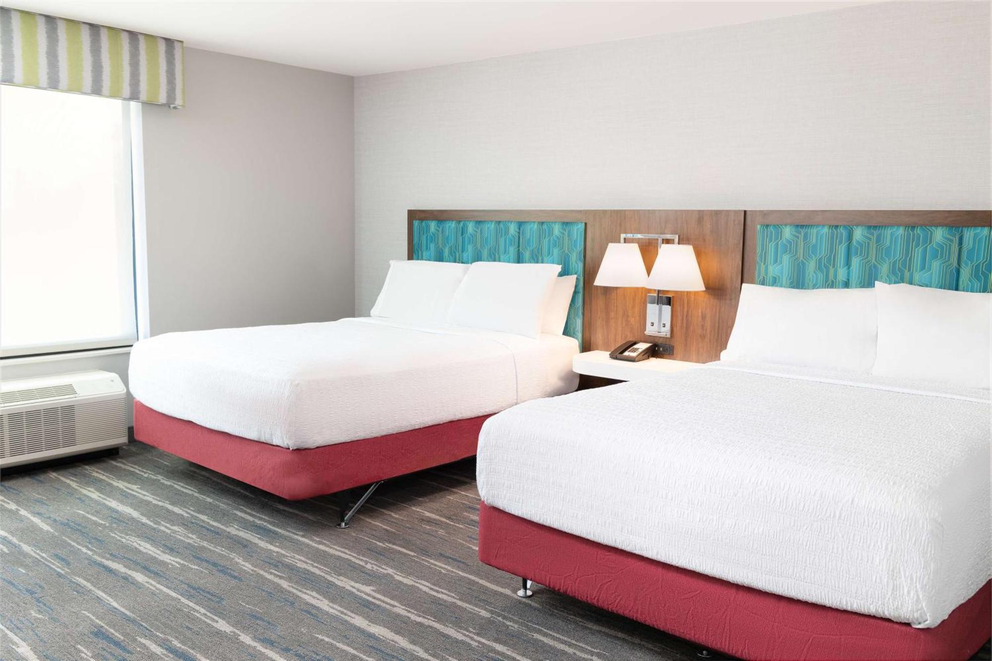 Hampton Inn & Suites Santa Rosa Sonoma Wine Country Exterior photo